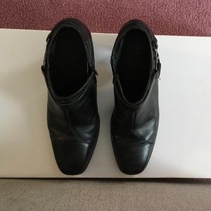 Clarks Size 9.5 M Short Boot